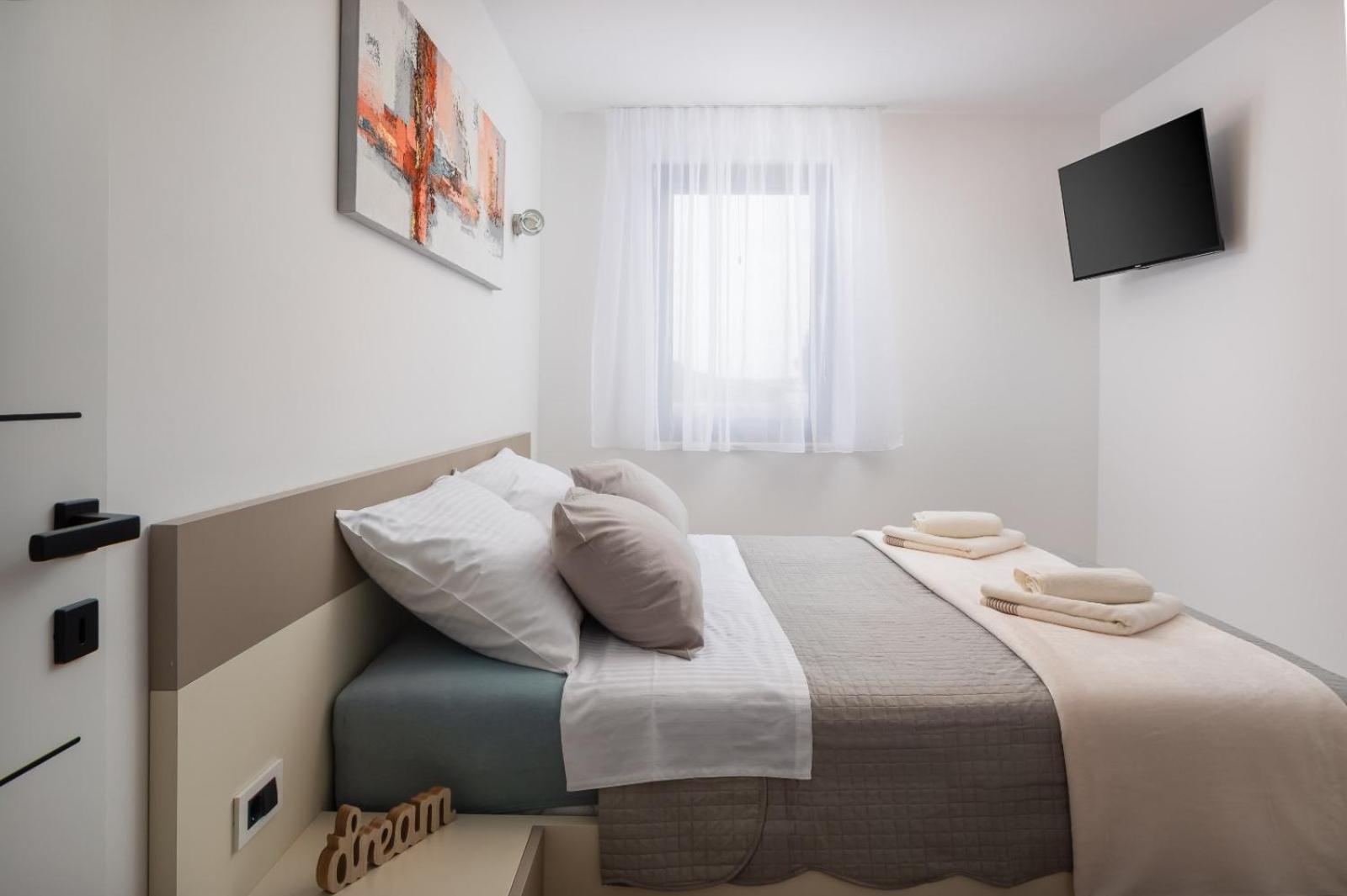 Luxury Apartment Blue Sky Pakostane Ngoại thất bức ảnh