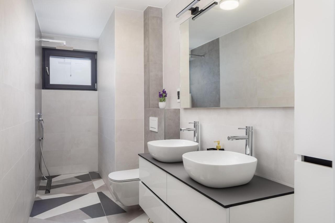 Luxury Apartment Blue Sky Pakostane Ngoại thất bức ảnh